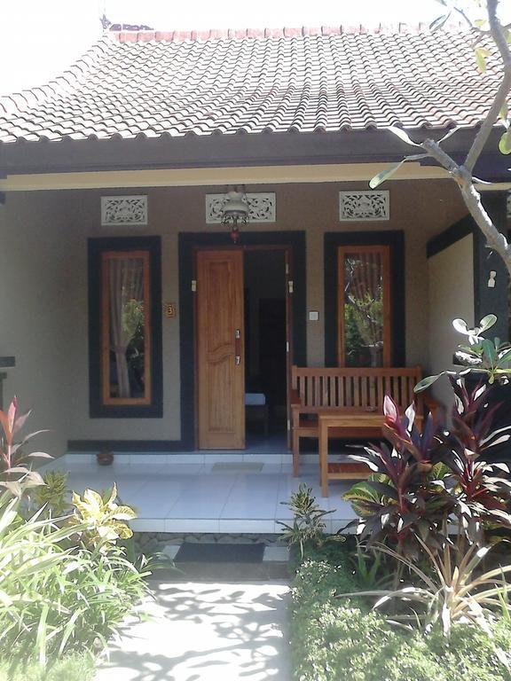 P&e Pensión Pemuteran Exterior foto